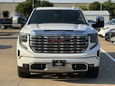 Used 2024 GMC Sierra 1500 Denali w/ Denali Reserve Package AWD/4WD image 8