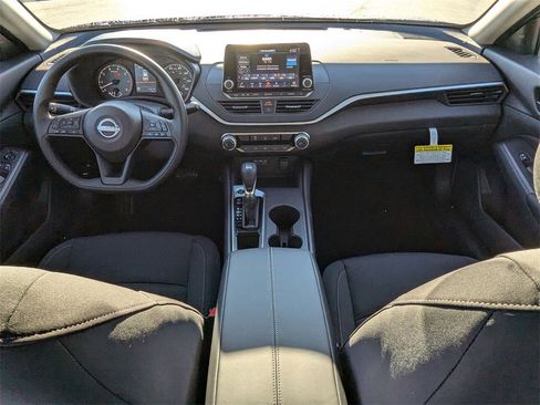 New 2025 Nissan Altima 2.5 S image 18