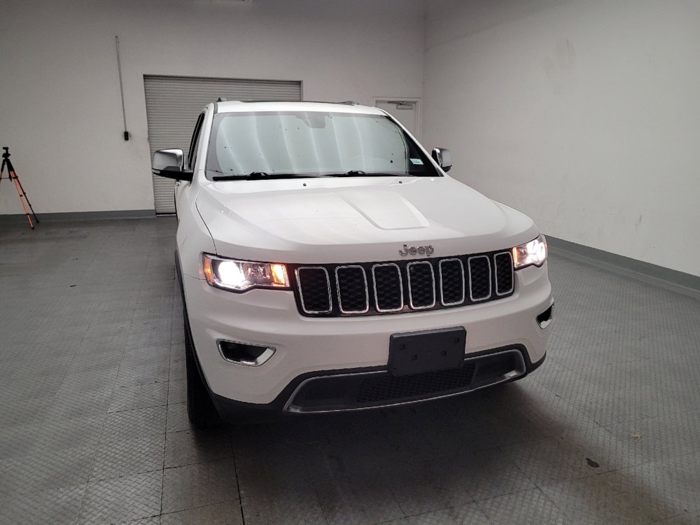 Used 2022 Jeep Grand Cherokee Limited RWD image 14
