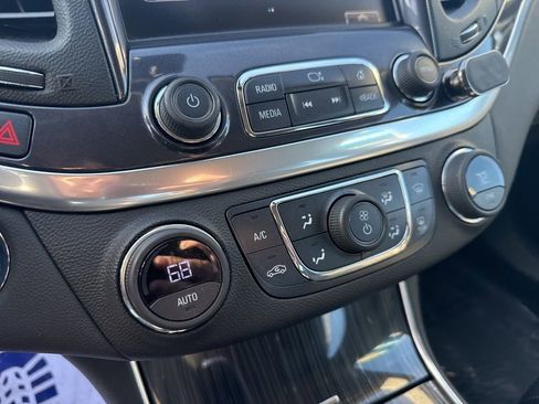 Used 2019 Chevrolet Impala LT image 48