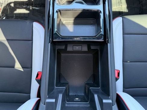 Used 2025 Chevrolet Silverado EV RST image 34