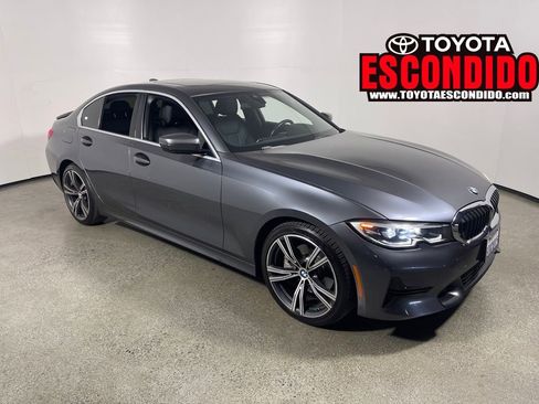 Used 2020 BMW 330i Sedan w/ Convenience Package image 1