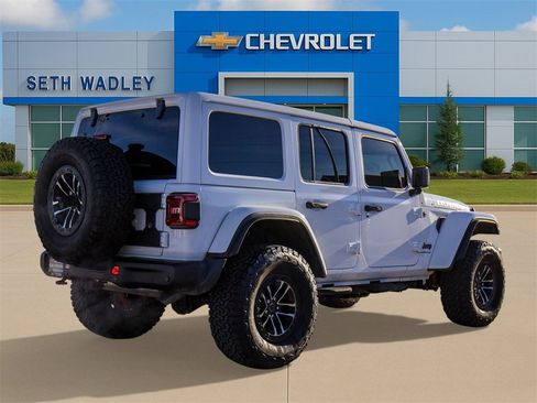 Used 2024 Jeep Wrangler Unlimited Rubicon image 7