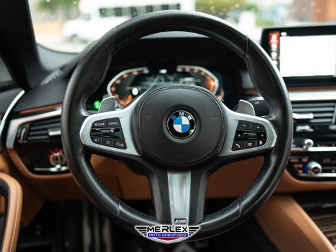 Used 2022 BMW 540i w/ M Sport Package image 23
