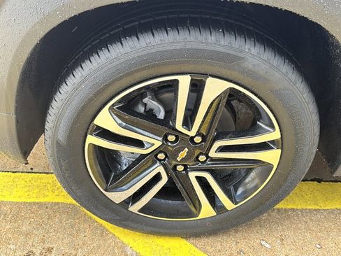 New 2026 Chevrolet TrailBlazer LT w/ Convenience Package FWD image 12