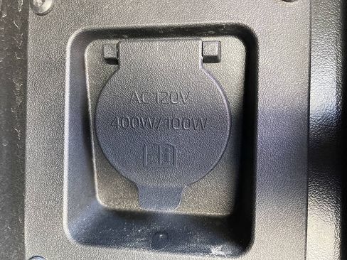 Used 2023 Toyota Tundra Limited AWD/4WD image 26