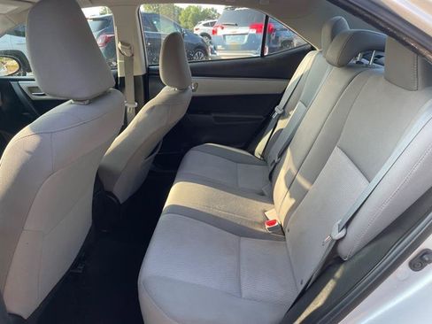 Used 2014 Toyota Corolla LE FWD image 11