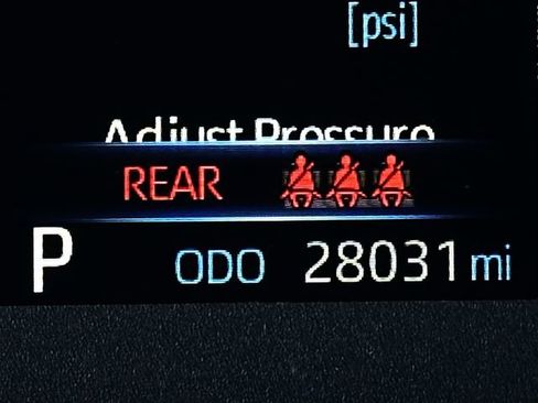 Used 2023 Toyota Corolla SE image 21