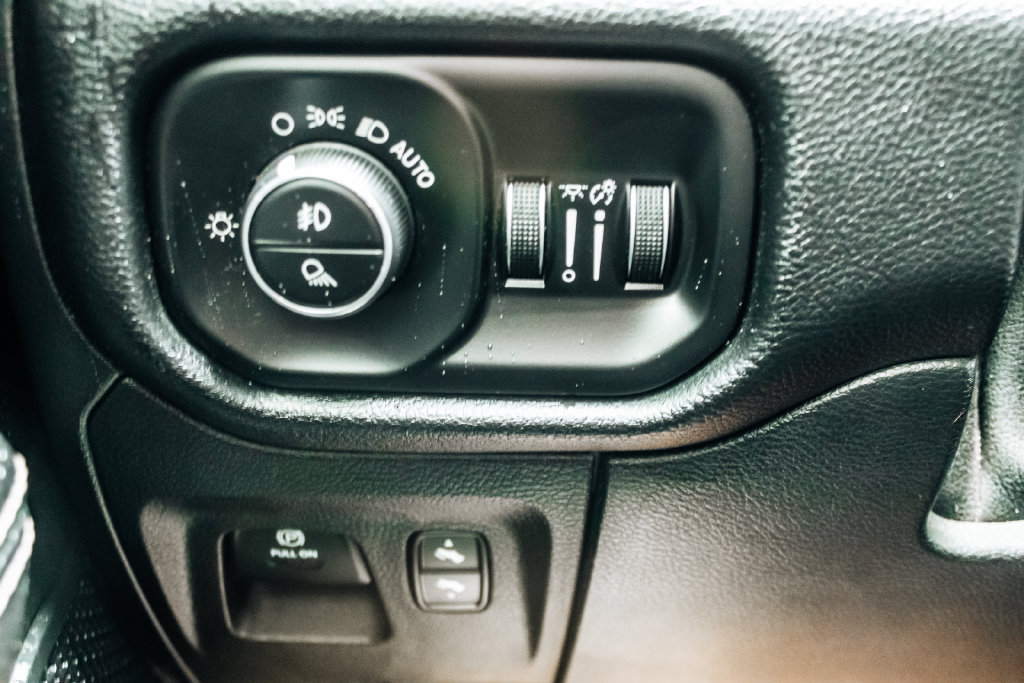 Used 2019 RAM 1500 Sport AWD/4WD image 12