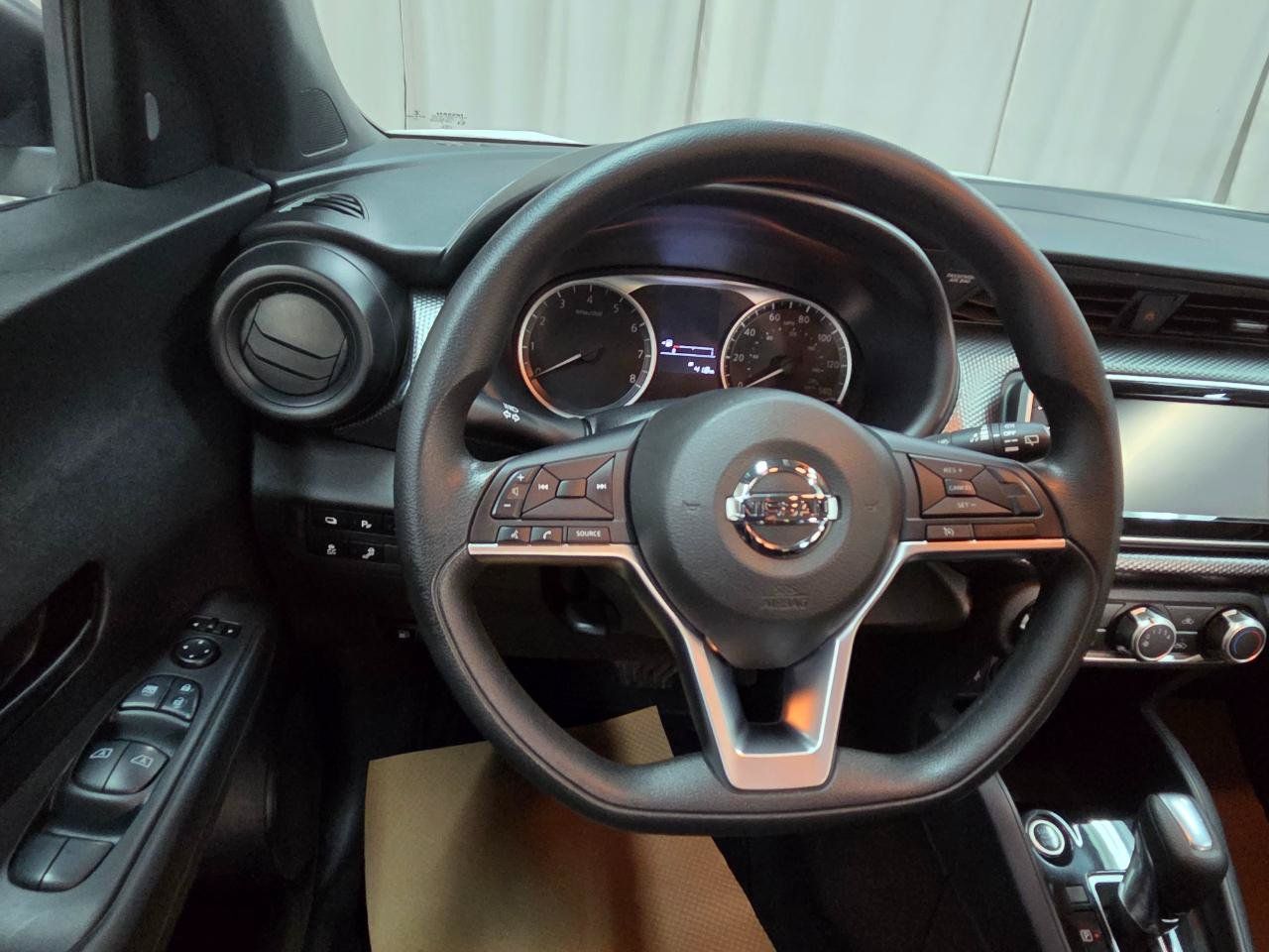 Used 2020 Nissan Kicks S FWD image 25