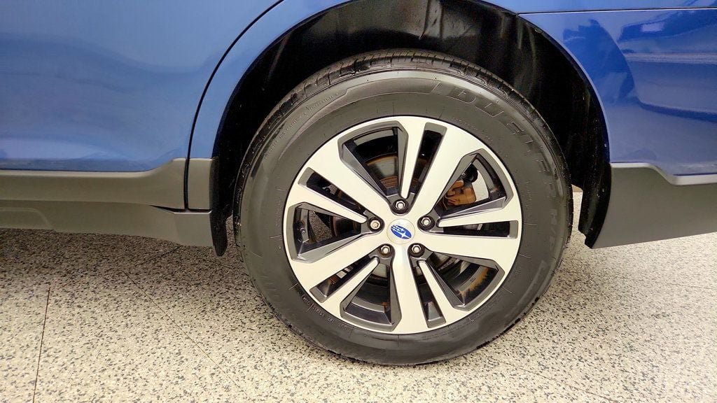 Used 2019 Subaru Outback 2.5i Limited AWD/4WD image 9