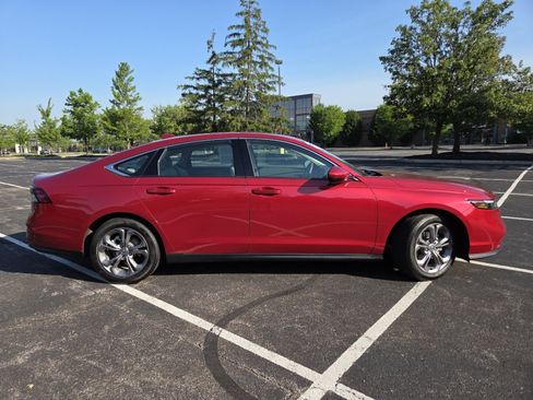 Certified 2024 Honda Accord EX image 21