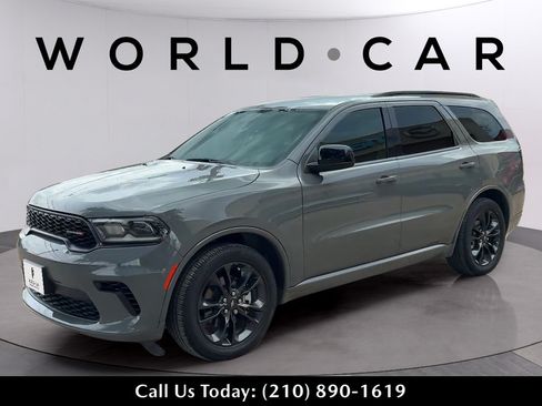 Used 2023 Dodge Durango GT w/ Blacktop Package RWD image 13