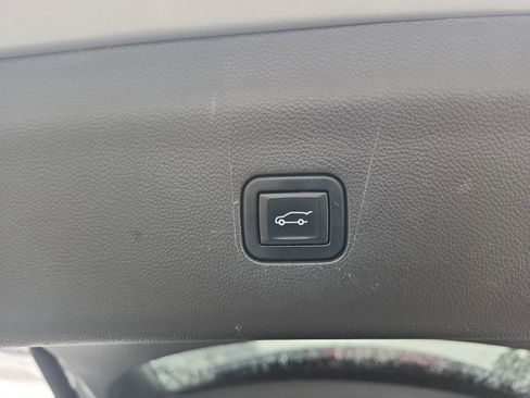 Certified 2021 Buick Enclave Premium w/ Surround and Sites Package image 9