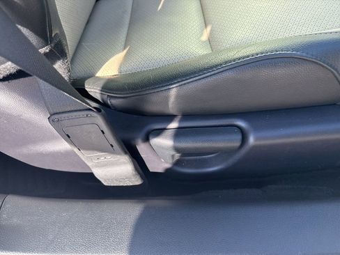 Used 2016 Honda Accord Touring image 30