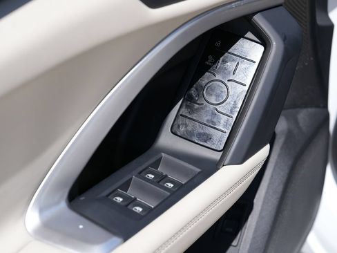 Used 2025 Audi Q5 Premium Plus w/ Premium Plus AWD/4WD image 28