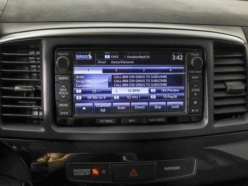 Used 2014 Mitsubishi Lancer Ralliart image 28