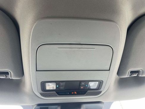 Used 2023 Ford F150 XLT RWD image 24