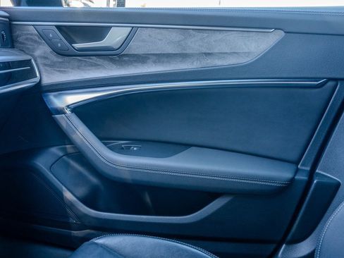 Used 2024 Audi A6 Premium Plus image 13