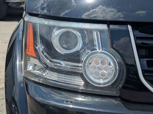 Used 2015 Land Rover LR4 HSE LUX image 11