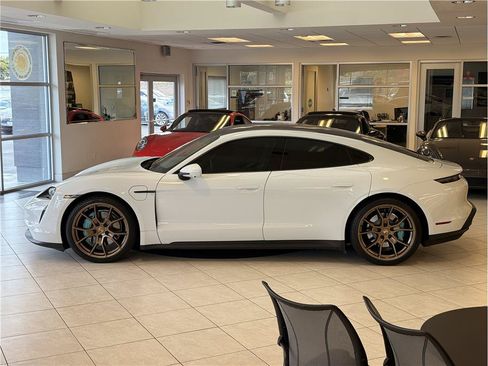 Used 2023 Porsche Taycan RWD image 7