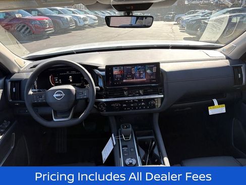 New 2026 Nissan Pathfinder SL w/ SL Premium Package AWD/4WD image 8