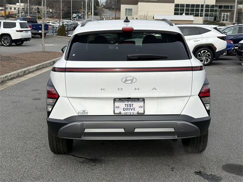 New 2026 Hyundai Kona SEL Premium image 6