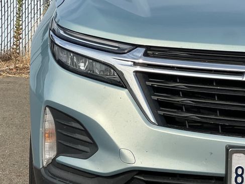 Used 2022 Chevrolet Equinox LT FWD image 17