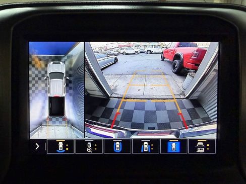 Used 2021 GMC Sierra 3500 Denali w/ Denali Ultimate Package image 24