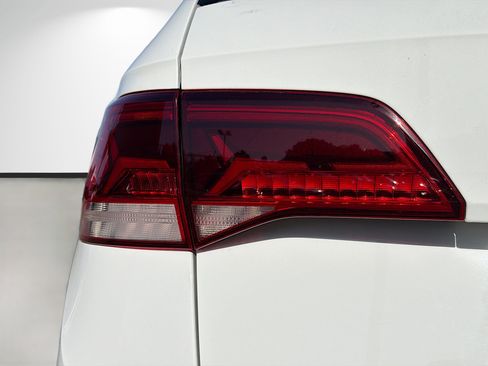 Used 2022 Volkswagen Taos S FWD image 10