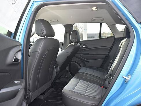 New 2026 Chevrolet Trax LT image 8