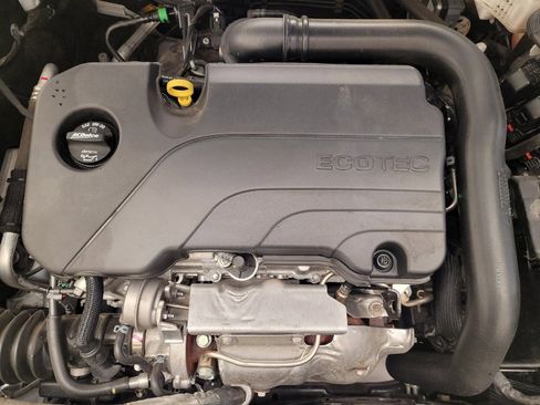 Used 2024 Chevrolet Malibu LT image 30