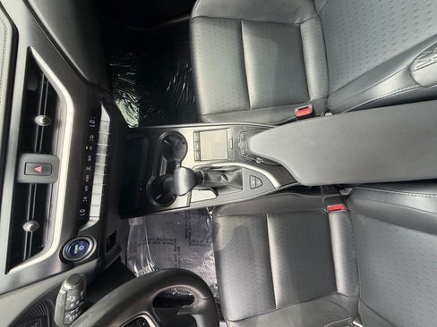 Used 2021 Lexus UX 250h w/ Accessory Package (Z1) AWD/4WD image 15