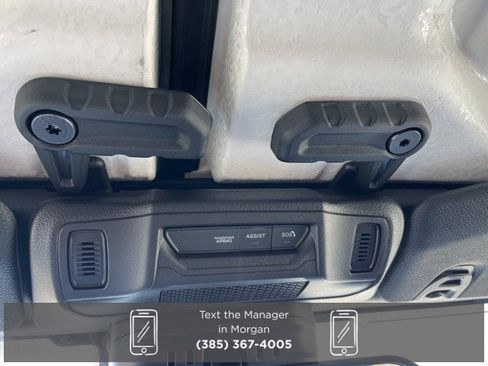 New 2025 Jeep Gladiator Sport image 28