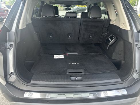 Used 2021 Nissan Rogue SL FWD image 22