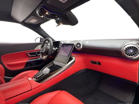 Used 2022 Mercedes-Benz SL 55 AMG 4MATIC image 17