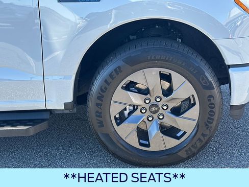 Certified 2024 Ford F150 Lightning Lariat image 13