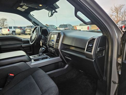 Used 2020 Ford F150 XLT w/ Equipment Group 302A Luxury image 28