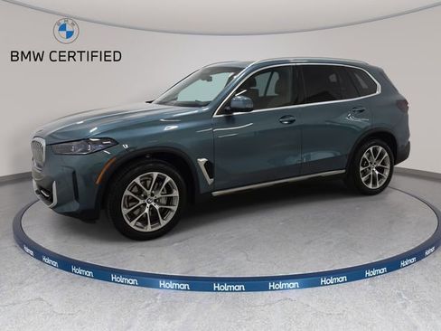 Certified 2024 BMW X5 xDrive40i w/ Premium Package AWD/4WD image 1