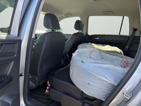 Used 2021 Volkswagen Atlas SE image 5