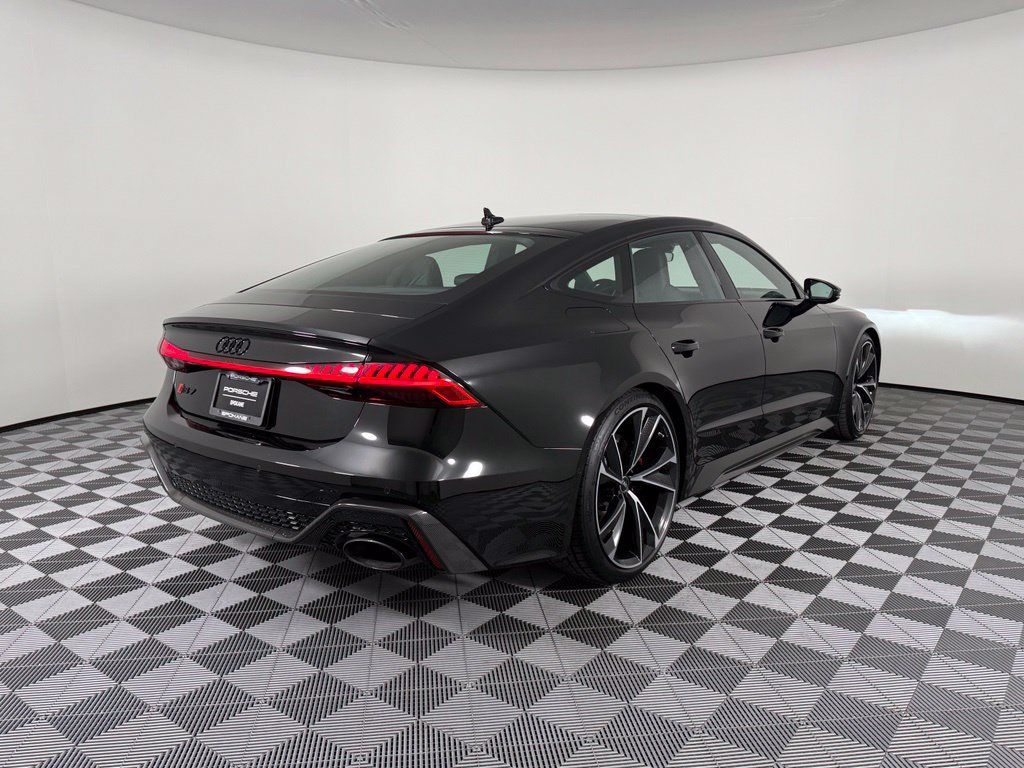 Used 2022 Audi RS 7 Sportback AWD/4WD image 8