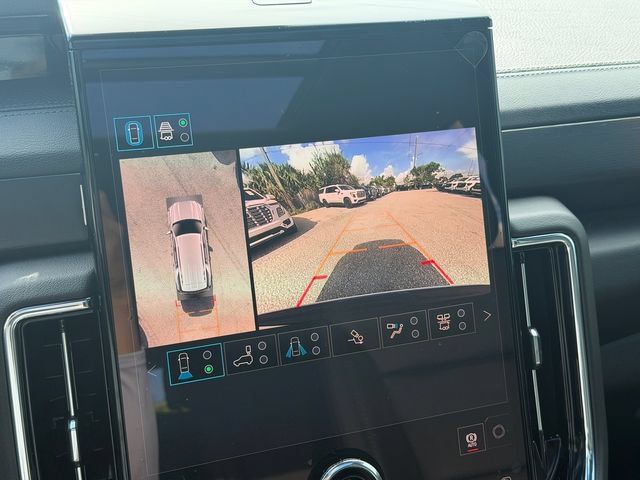 New 2026 GMC Yukon Denali w/ Denali Reserve Package AWD/4WD image 18