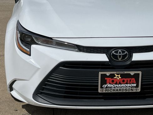 Used 2024 Toyota Corolla LE FWD image 8