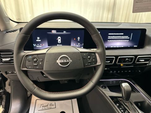 New 2026 Nissan Sentra SR image 3