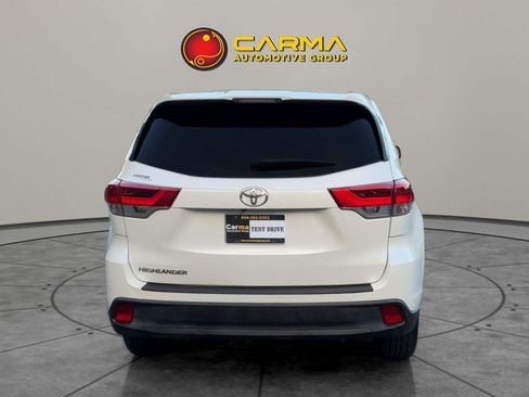 Used 2019 Toyota Highlander LE image 6
