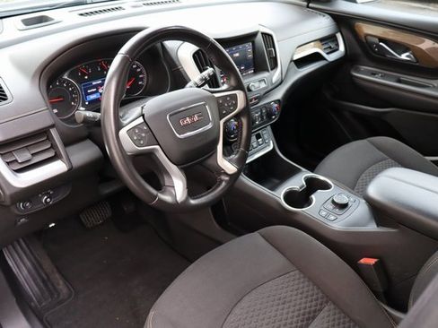 Used 2021 GMC Terrain SLE w/ Driver Convenience Package image 4