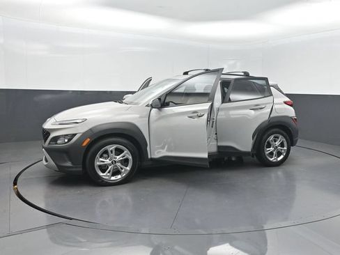 Used 2023 Hyundai Kona SEL FWD image 37
