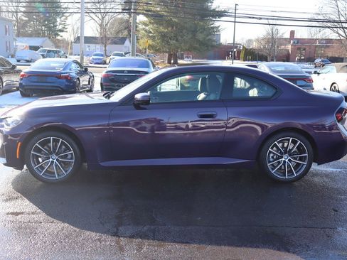 Used 2025 BMW 230i xDrive Coupe w/ Premium Package image 8