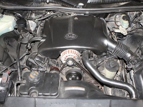 Used 1999 Lincoln Town Car Cartier RWD image 9