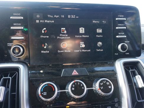 Used 2022 Kia Sorento LX FWD image 9